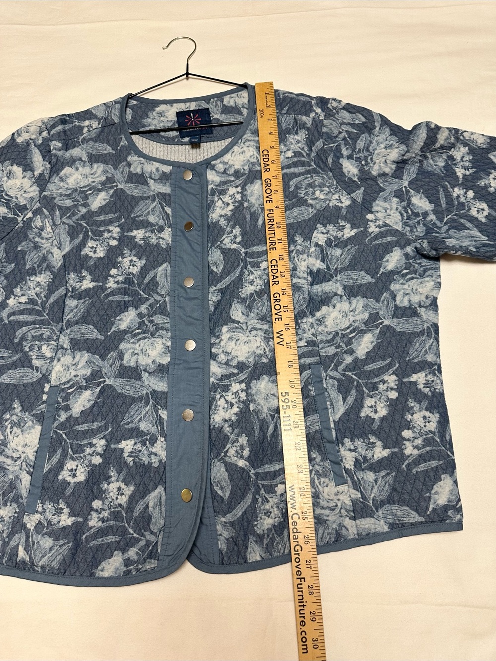 Isaac Mizrahi Live Blue Floral Quilted Snap-Front Jacket - Picture 5 of 5